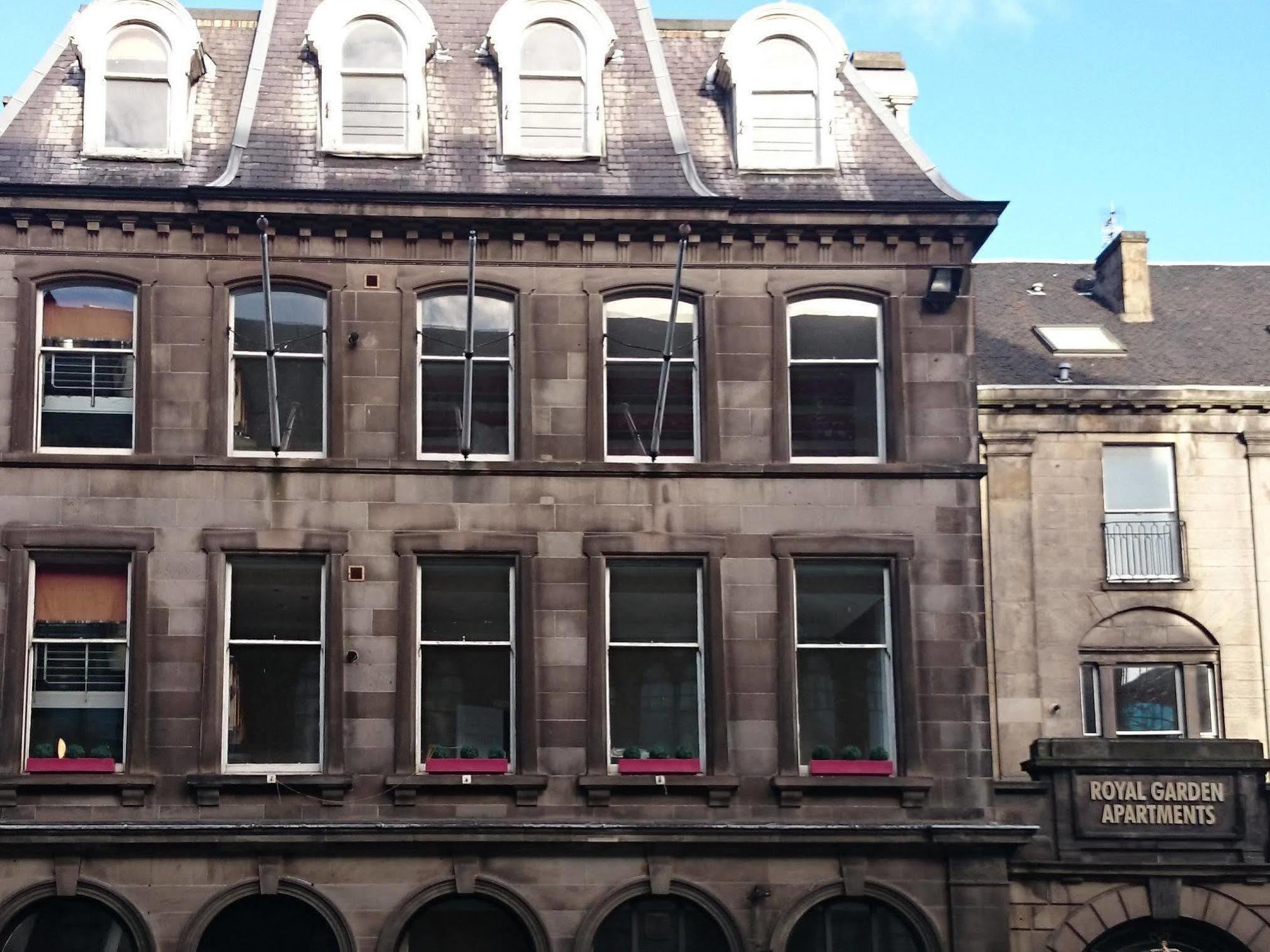 Fountain Court - Royal Garden 4* Édimbourg