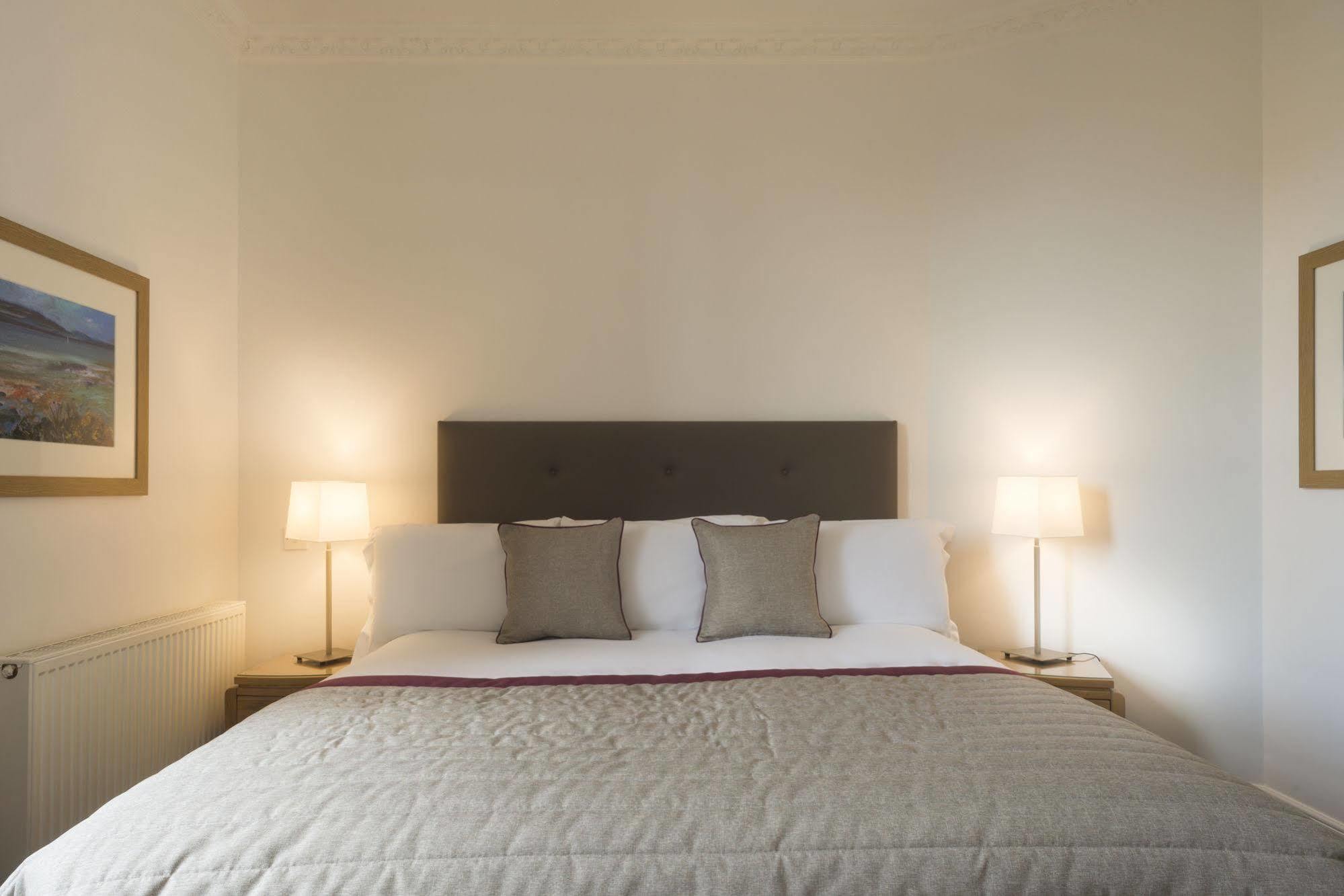 Fountain Court - Royal Garden 4* Édimbourg